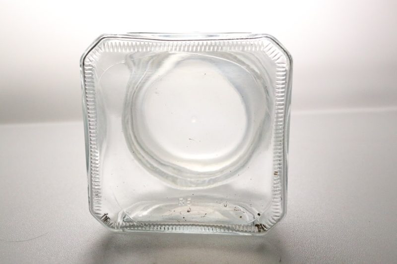 Glasburk med glaslock