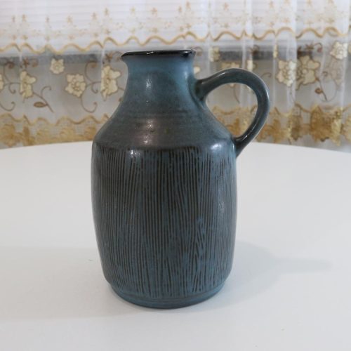 Kärl med hänkel, troligen Germany, H 19cm