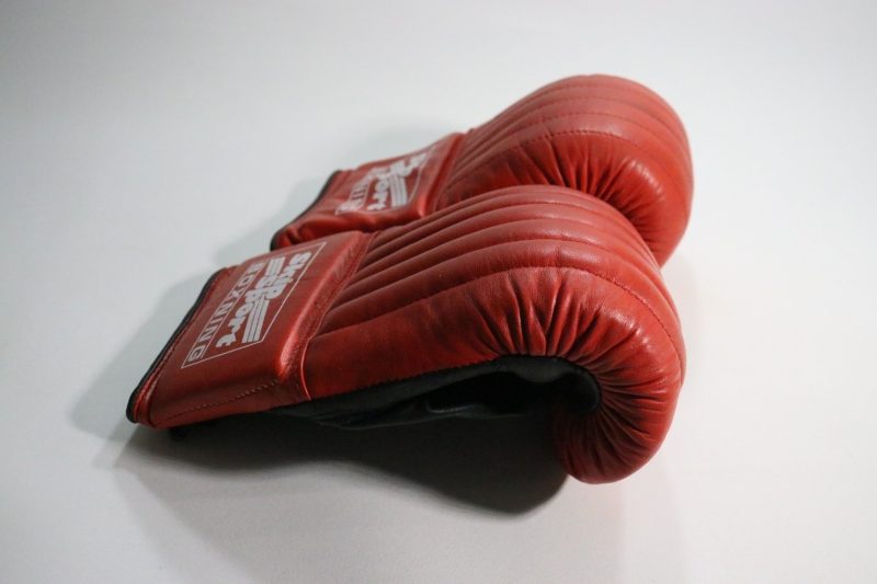Boxhandskar i röd läder - Skip Sport Boxing