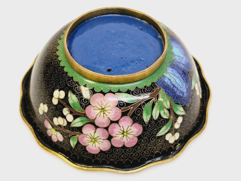 Vintage Cloisonné-skål med blomsterdekor – Orientaliskt hantverk