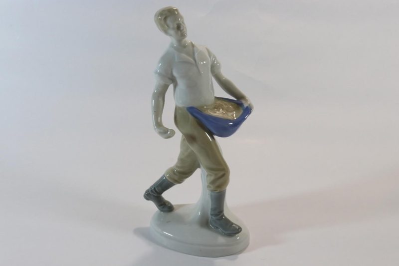 FIGURIN. Såningsman i porslin, Tyskland, GDR 9569