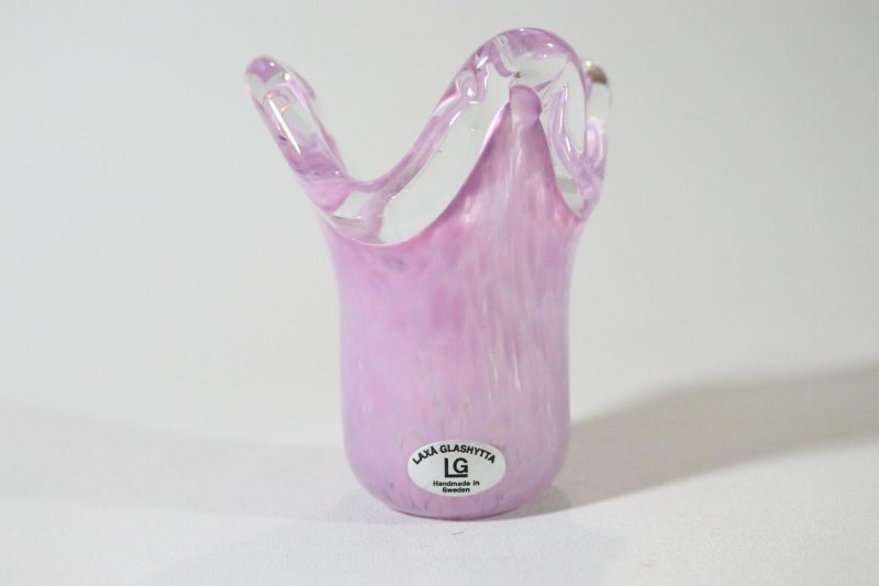 Liten rosa vas, Laxå glashytta handmade in Sweden