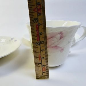 Rosa Somnium" Kaffeservis av Narumi Bone China - Japan
