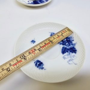 Klassiska Blåblommiga Koppar från Royal Copenhagen – Set om Tre