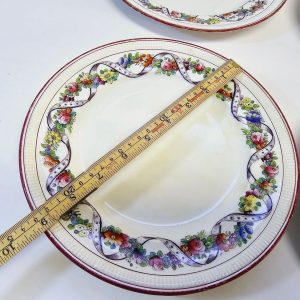 Antika engelska tallrikar från sent 1800-tal – Set med fyra tallrikar, 23 cm