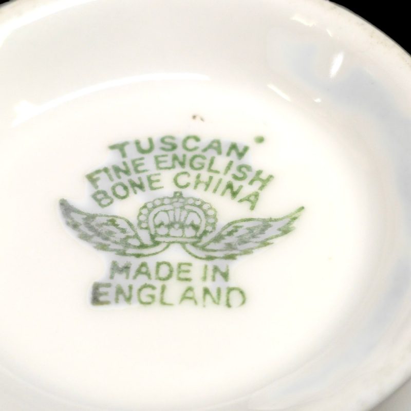 Elegant Teservis från Tuscan Fine English Bone China – För en Ljuvlig Servering