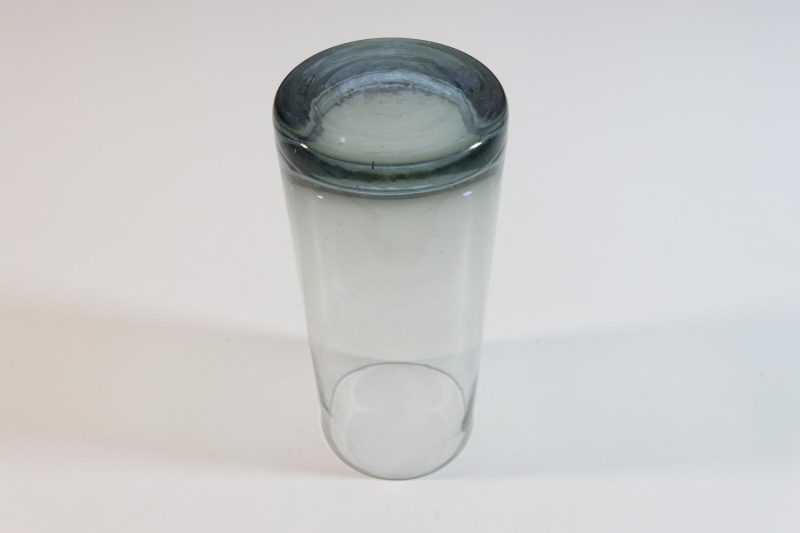 Drickglas i färgad glas, 15cm