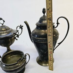 Elegant Set i Nysilver – Kaffekanna, Sockerskål, Gräddkanna & Skål med Lock