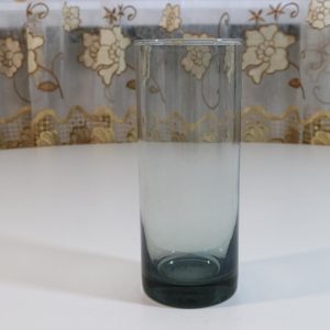 Drickglas i färgad glas, 15cm