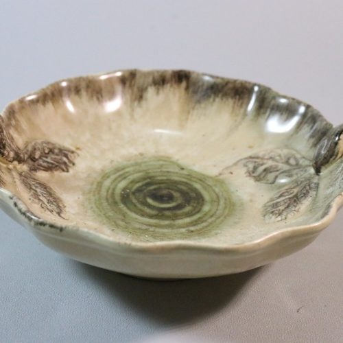 Dekorativ fat med handtag i jugendstil, troligen Germany