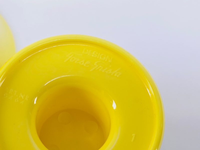 Retro Äggkoppar i Solgul Design – Forse Gnista