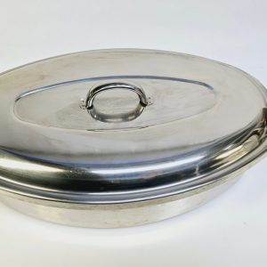 Elegant rostfri ugnsgryta med perforerad insats - 42 cm