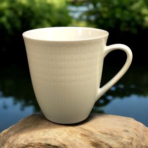 Rörstrand-mugg – stilren nordisk design i större format