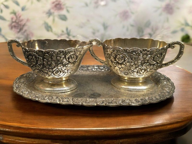 Elegant Vintage Teservis från Japan – En Tidlös Skatt sockerskål & gräddsnip