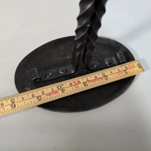 LJUSSTAKE, smide, spiralvriden dekor, höjd 18,5 cm