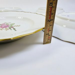 Elegant Set med 4 Tallrikar – Royal Copenhagen Blomsterdekoration