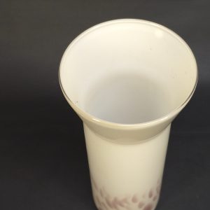 Elegant Glasvas – Skandinavisk Design med Harmonisk Estetik