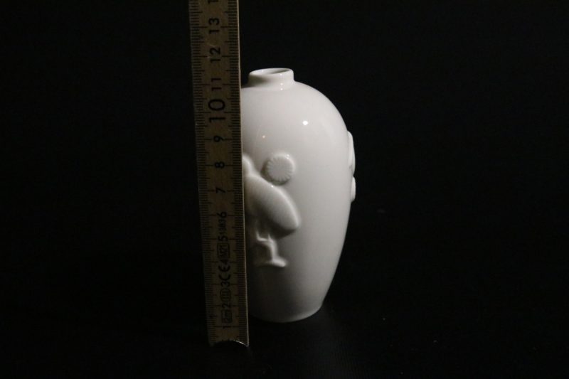 Exklusiv Vintage Blanc-de-Chine Vas - Royal Copenhagen, Arno Malinowski, No 3300