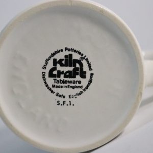 Retro Mugg från Staffordshire Potteries – Blommig Design, England