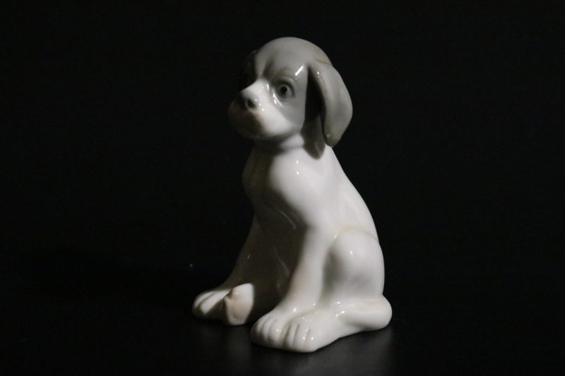 Vintage Porslin Figurin, Hund  Boxer Valp