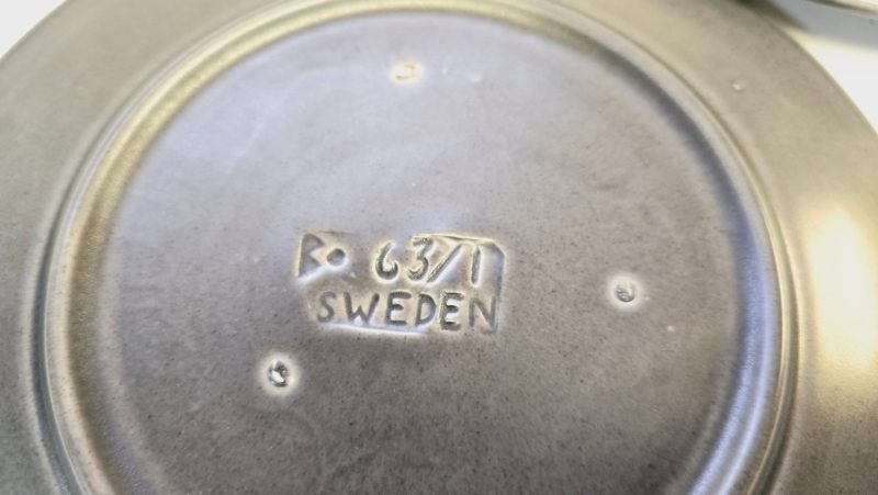 Set om 6 Bo Fajans-assietter i Grått – Vintage Svensk Keramik, 20 cm