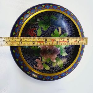 Exklusiv kinesisk cloisonné-skål – elegant design med blomsterdekorationer