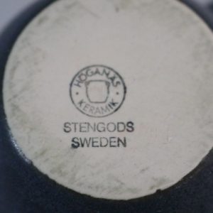 Vossblå temugg, M-L Hellgren Höganäs collection