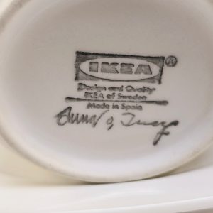 Modern kaffekopp med fat – Design från IKEA