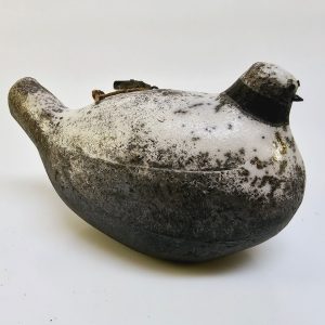 Fågelskulptur av Gudrun Kellerman – Exklusivt 1900-talshantverk
