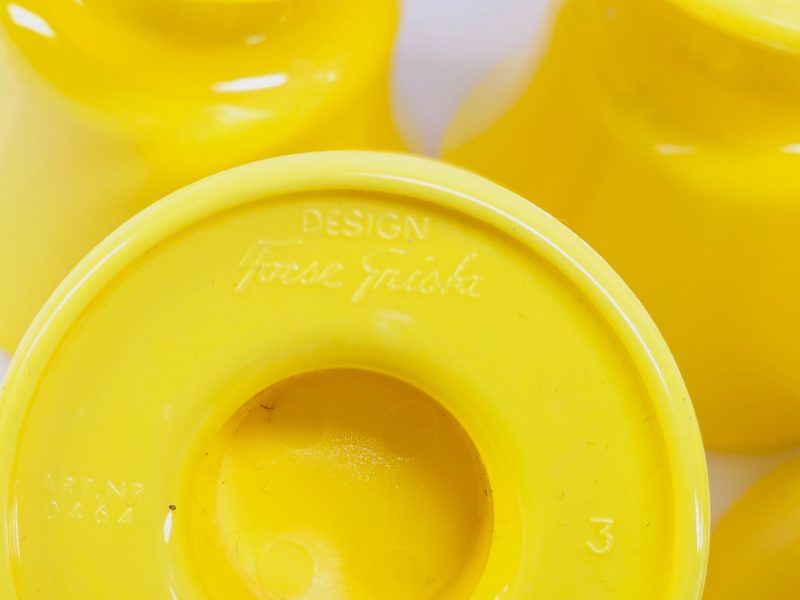 Retro Äggkoppar i Solgul Design – Forse Gnista