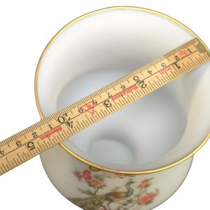Elegant vas i matt porslin med handmålat påfågelmotiv (11 cm i diameter)