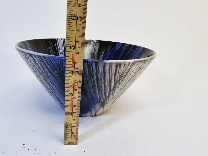 Mari Simmulson för Upsala-Ekeby – "Kaskad" Modell 4187, 22 cm