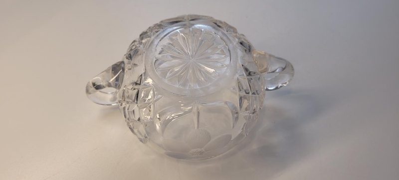 Öppen sockerskål eller Vintage skedskål ~ Wheel Cut Daisy med 2 hänklar
