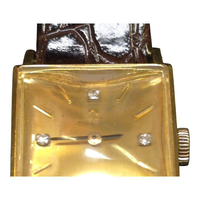 Exklusiv Omega Vintageklocka i 18K Guld – Stilren Elegans från 1968