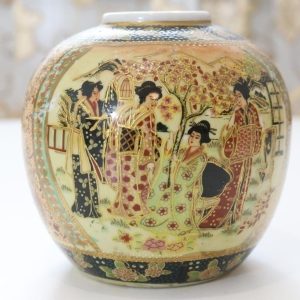 Handmålad urna utan lock, Japan, Geisha Satsuma, troligen replika