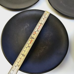 Elegant set med 5st svarta tallrikar från Ekeby