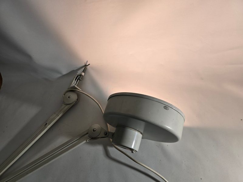 Arkitektlampa Luxo L-201-01 från 1960-70-talet – En ikonisk klassiker