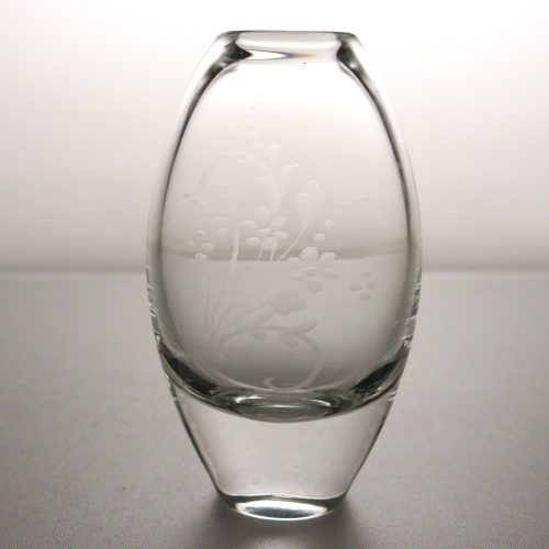 Elegant Glasvas med Graverad Design