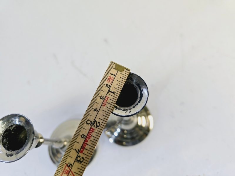Eleganta Ljusstakar i Silverfärg – Klassisk Design, 16,5 cm