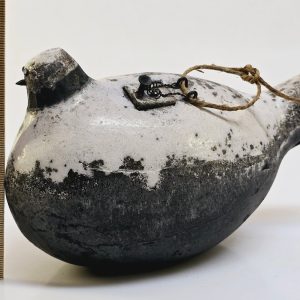 Fågelskulptur av Gudrun Kellerman – Exklusivt 1900-talshantverk