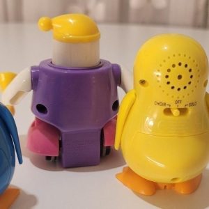 2st "DIGIPENGUINS" dansande pingviner och TOMY leksak