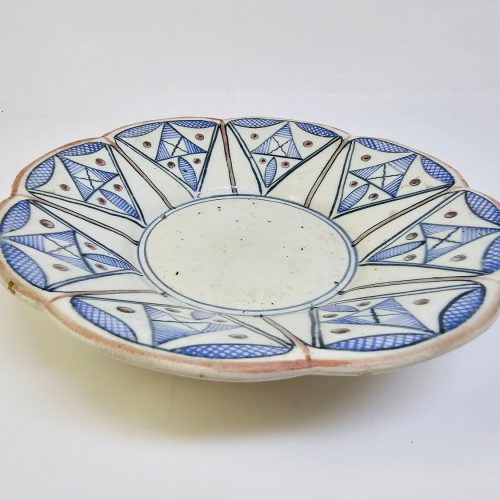 Antik handmålad skål i orientaliskt porslin – unik design