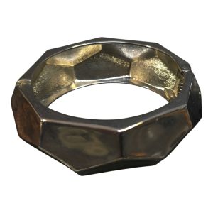 Unik samling av 9 armband – Stilfulla detaljer för alla tillfällen
