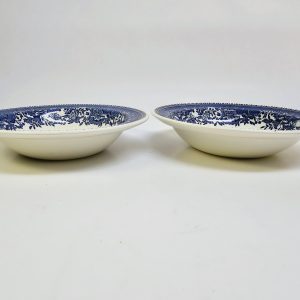 Set med 2 vintage-tallrikar från Enoch Wedgwood – "Avon Cottage"