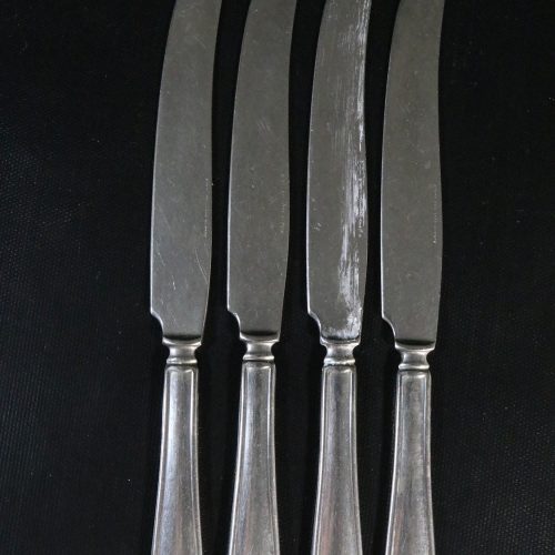 Set med 4 Vintage Bordsknivar från Gense – Hög Kvalitet i Rostfritt Stål