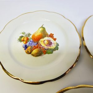 Charmiga desserttallrikar med fruktmotiv – Vintage