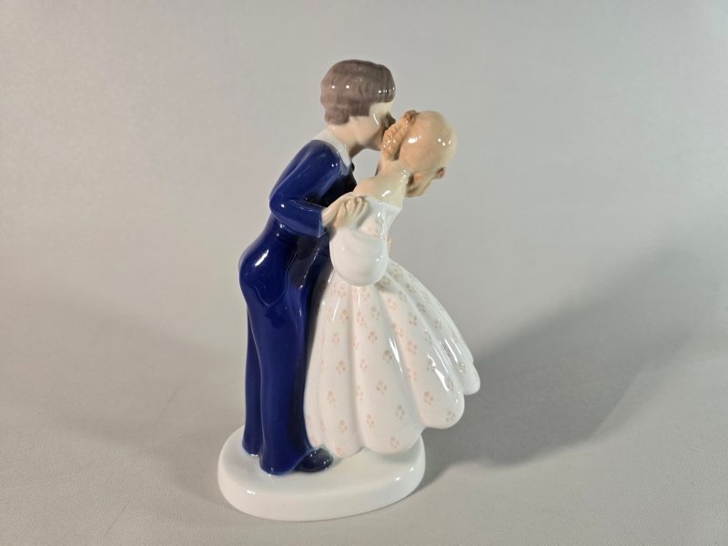Bing & Grøndahl Figur Ungdommelig Dristighed No 2162