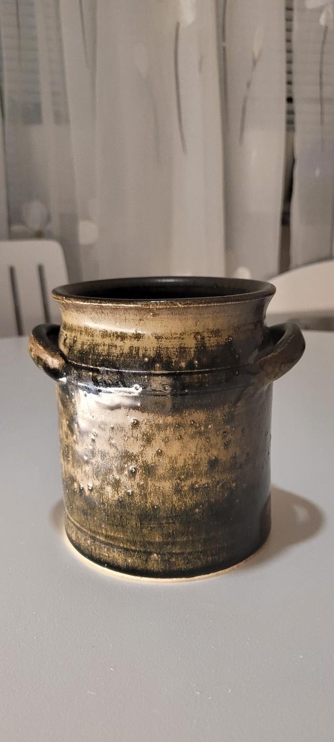 Brun krus med fat, Gunilla -77