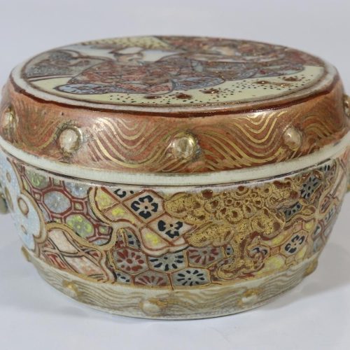 Japansk satsuma burk med lock, 1872