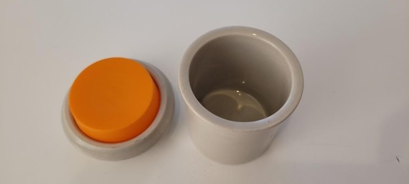 Grå Höganäs burk med lock